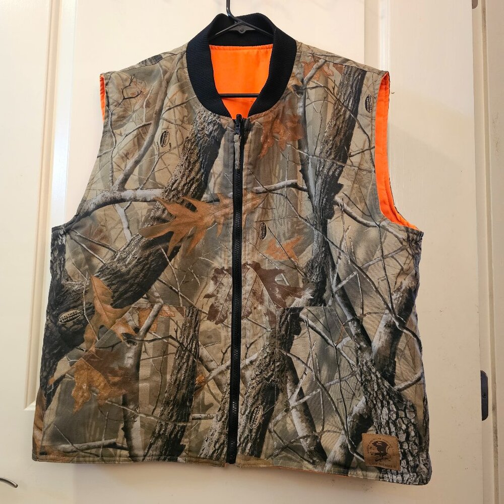 NORTH AMERICAN HUNTING CLUB LIFE MEMBER. Reversible Hunting Vest